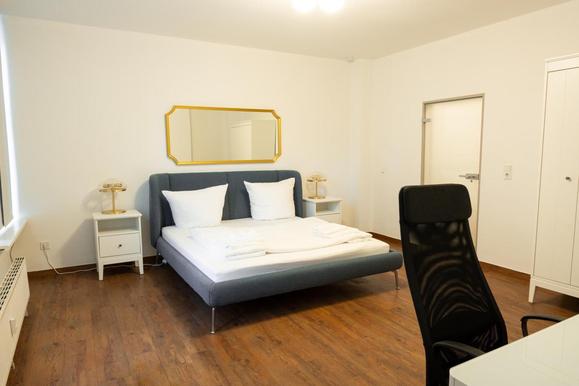 Zentral Gelegenes Premium-Apartment Mit Viel Tageslicht Хамбург Екстериор снимка